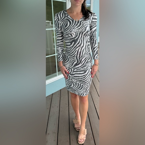 Colleen Lopez sequin zebra print dress - Picture 4 of 9